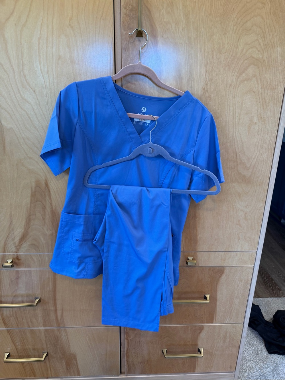 New Never Been Worm but with no tags. Ada Blue Women's Scrub Top and Pants Set